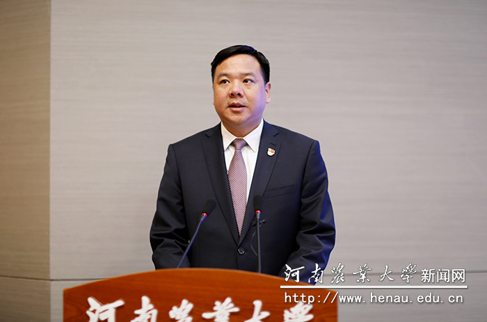 平原城乡一体化示范区管委会主任王景书发言